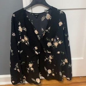 regular sizing this probably more like 2XL: says 4